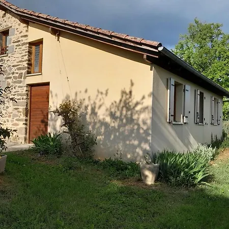 Maison De Caractere Avec Jardin, Terrasse, Jeux Pour Enfants Et Wifi - Animaux Acceptes - Fr-1-742-302 Fournoules
